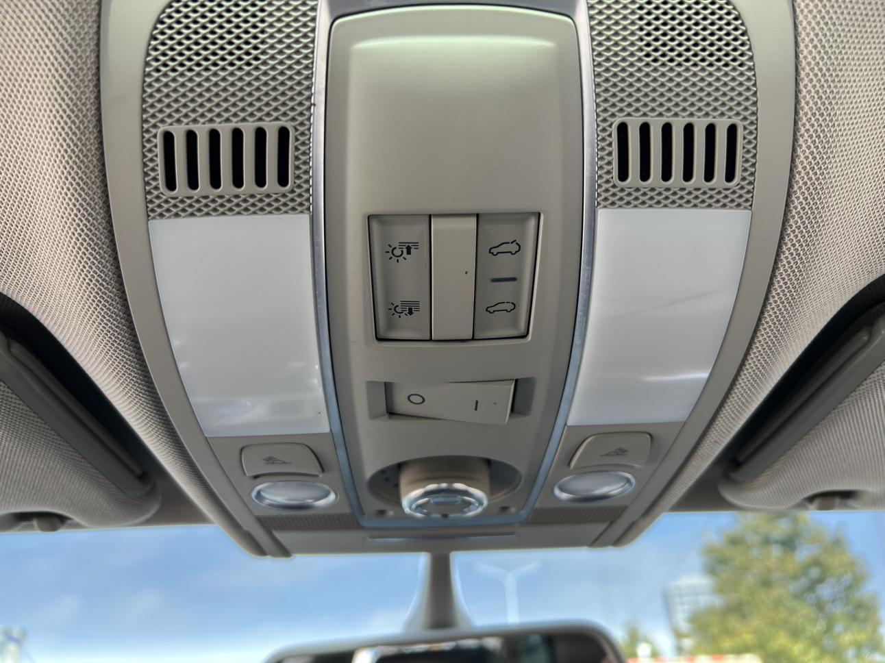 Audi Q7 2015 thumb 8