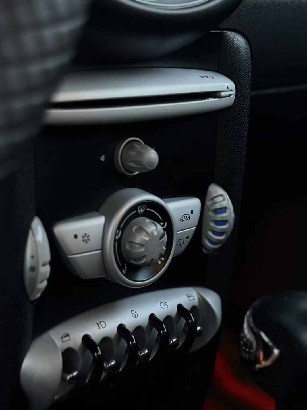 Mini Clubman 2010 thumb 5