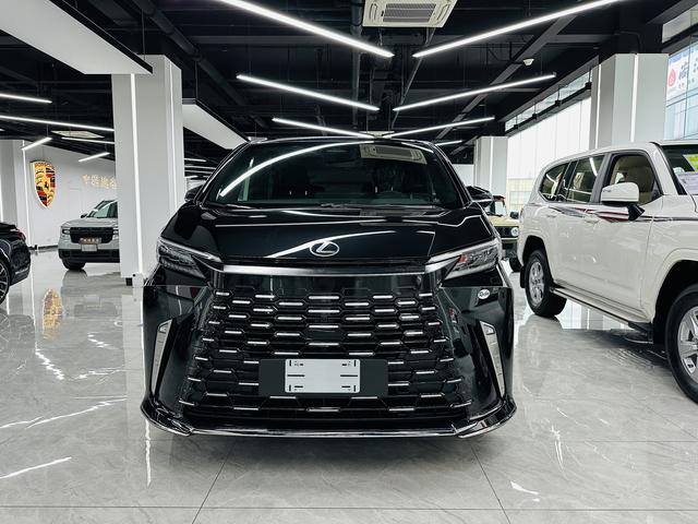 Lexus LM 2025 thumb 5