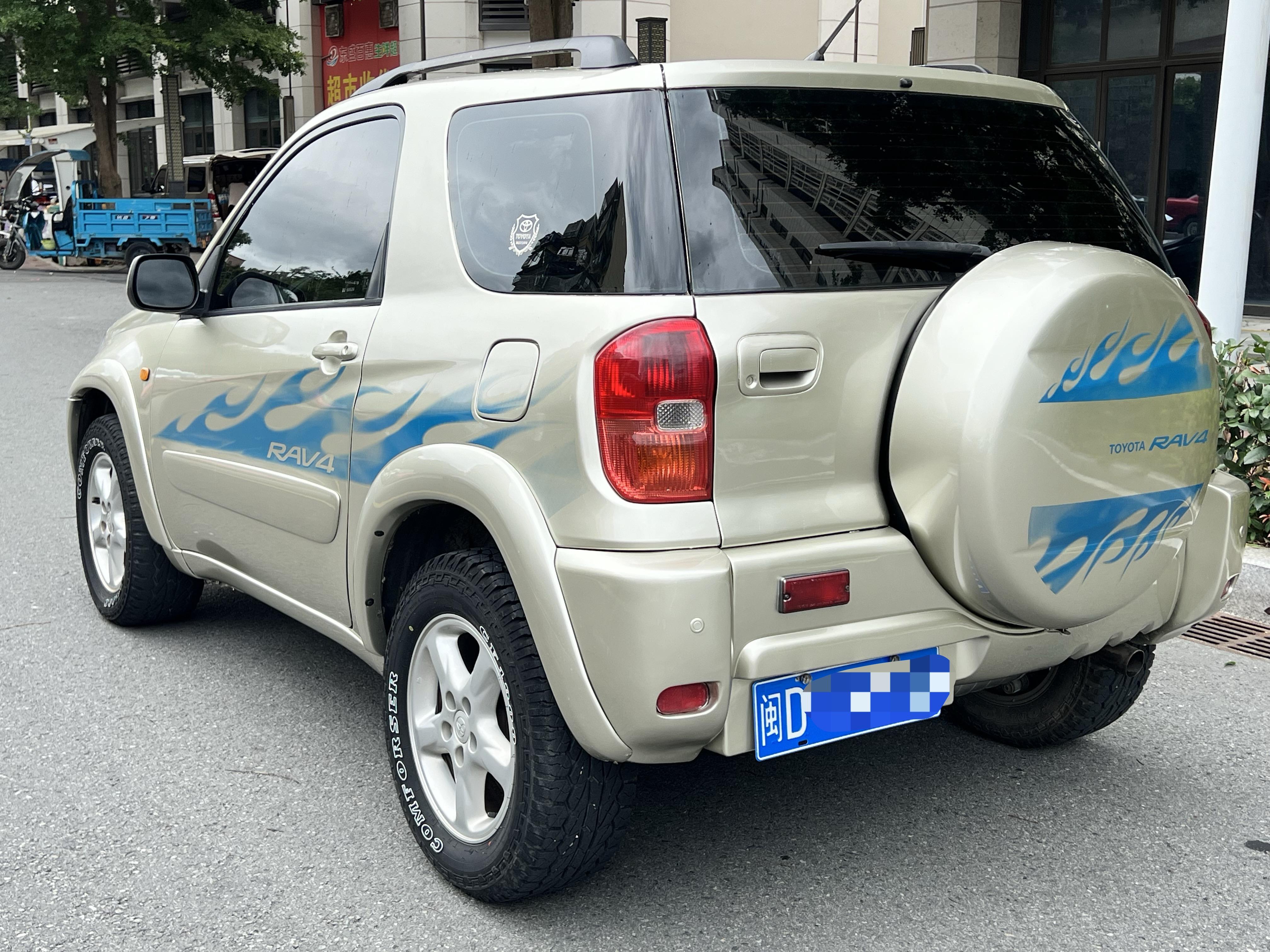 Toyota RAV4 2003 thumb 2