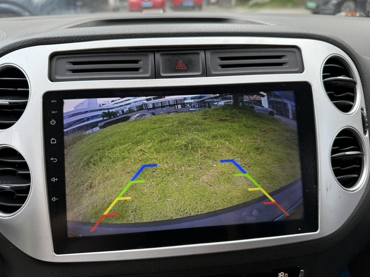 Volkswagen Tiguan 2013 thumb 7