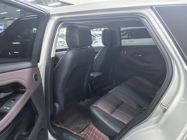Land Rover Range Rover Velar 2024 thumb 3