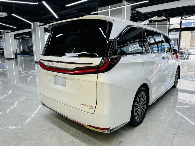 Lexus LM 2025 thumb 5
