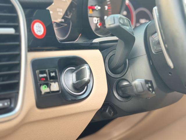 Porsche Cayenne 2019 thumb 7