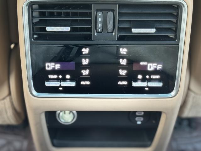 Porsche Cayenne 2019 thumb 8