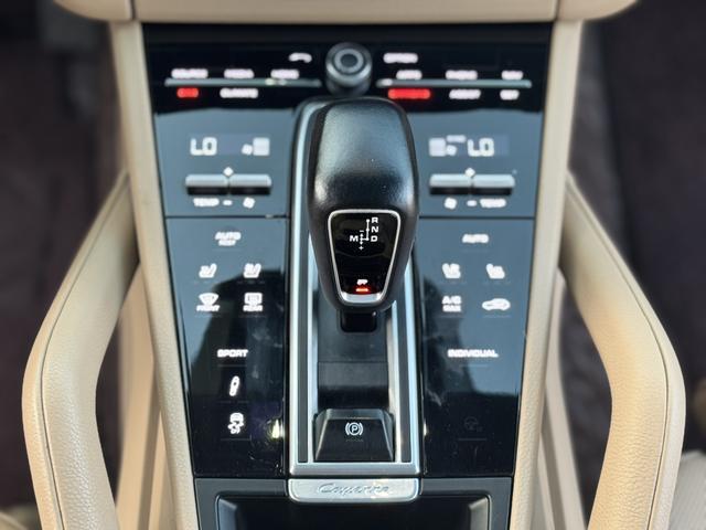 Porsche Cayenne 2019 thumb 9