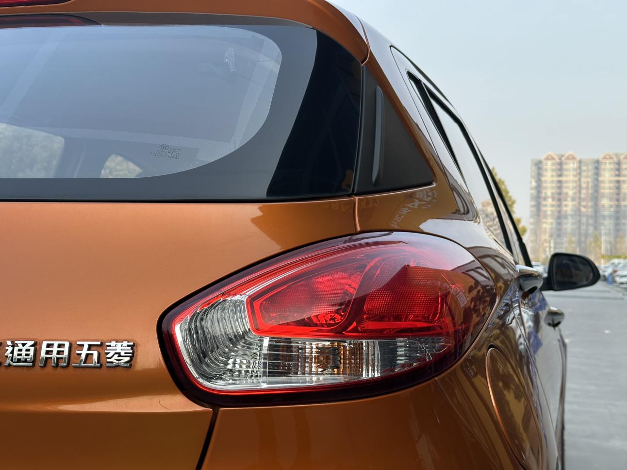 Baojun 310 2017 thumb 9