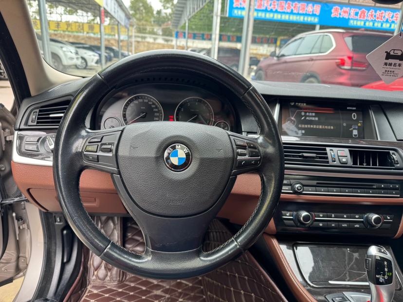 BMW 5 серии 2016 thumb 9
