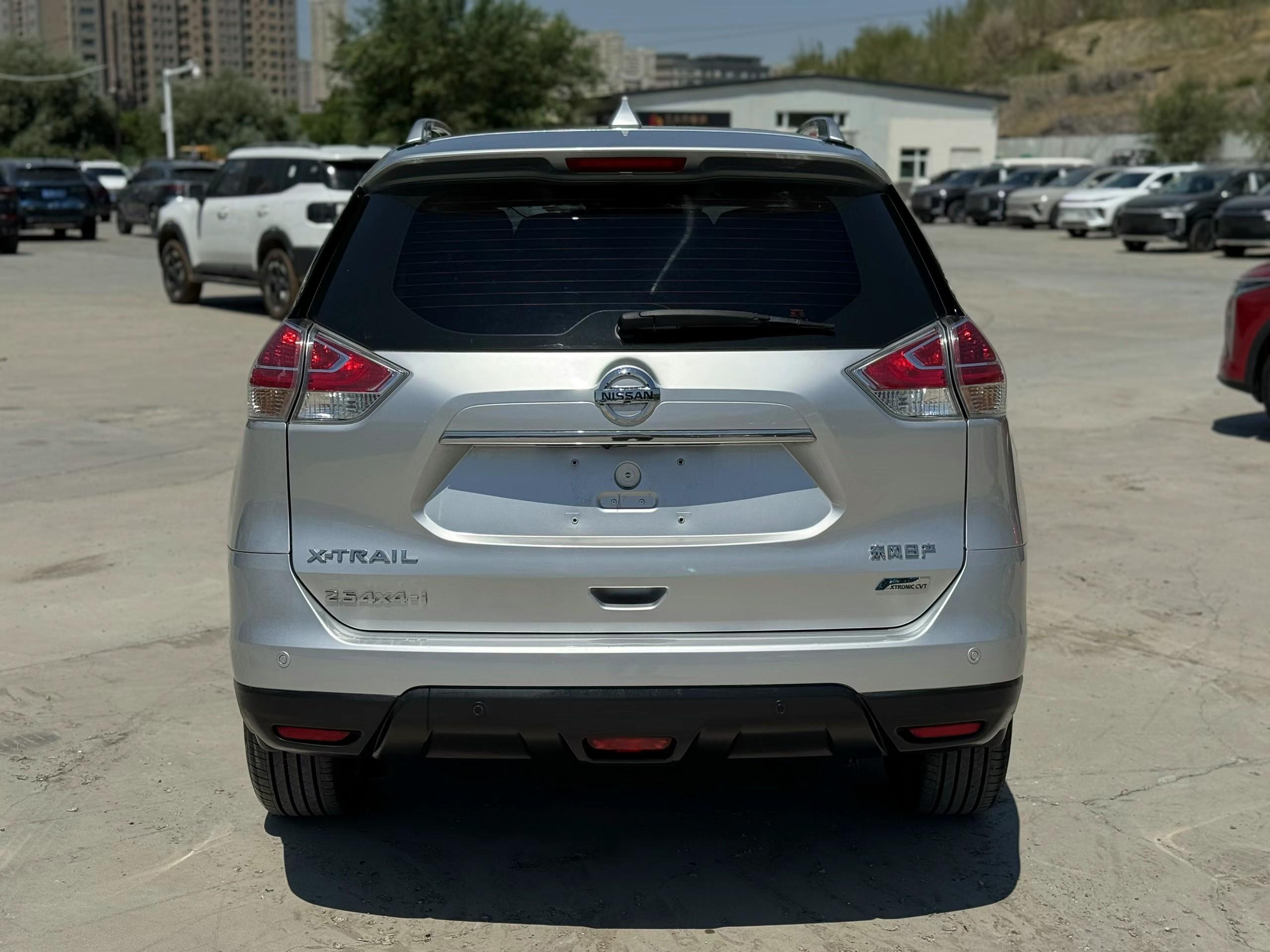 Nissan X-Trail 2015 thumb 3