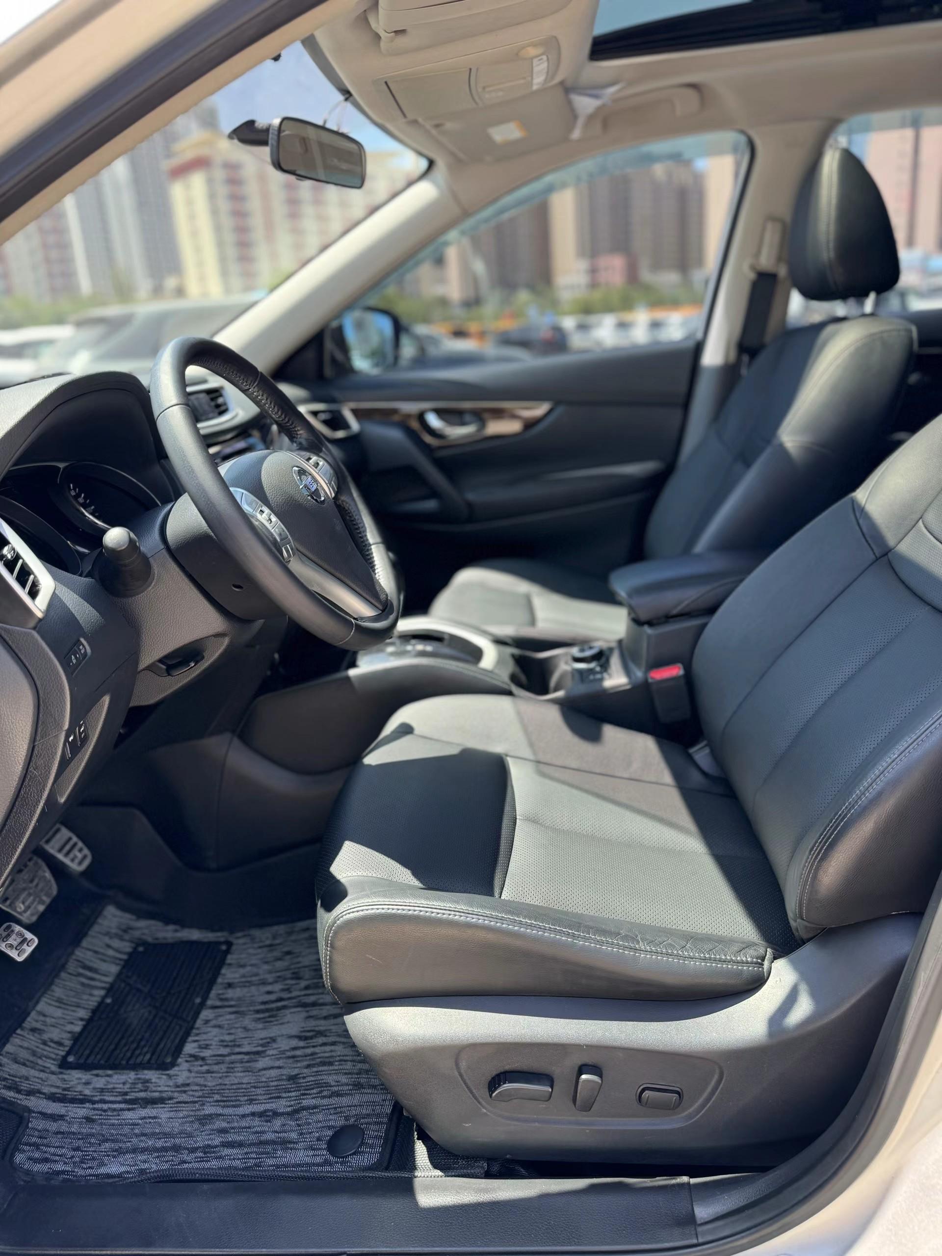 Nissan X-Trail 2015 thumb 6