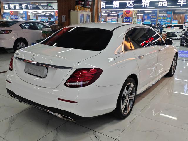 Mercedes-Benz E-Class 2019 thumb 2