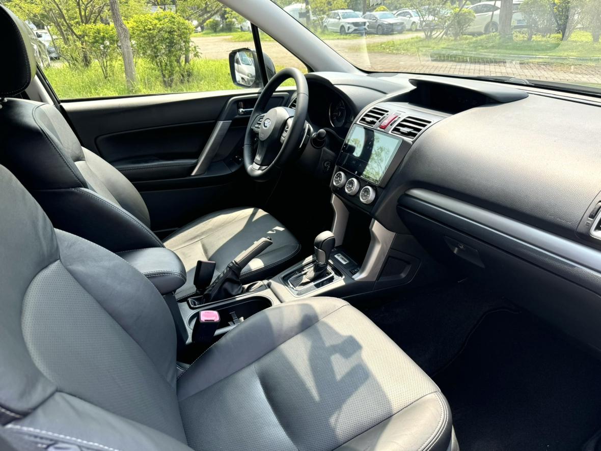 Subaru Forester 2016 thumb 11