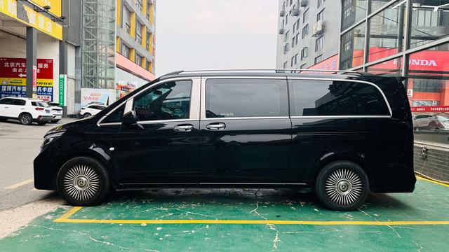 Mercedes-Benz Vito 2023 thumb 2