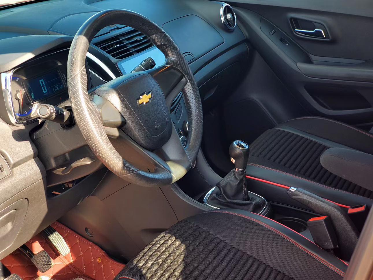 Chevrolet Tracker 2015 thumb 6