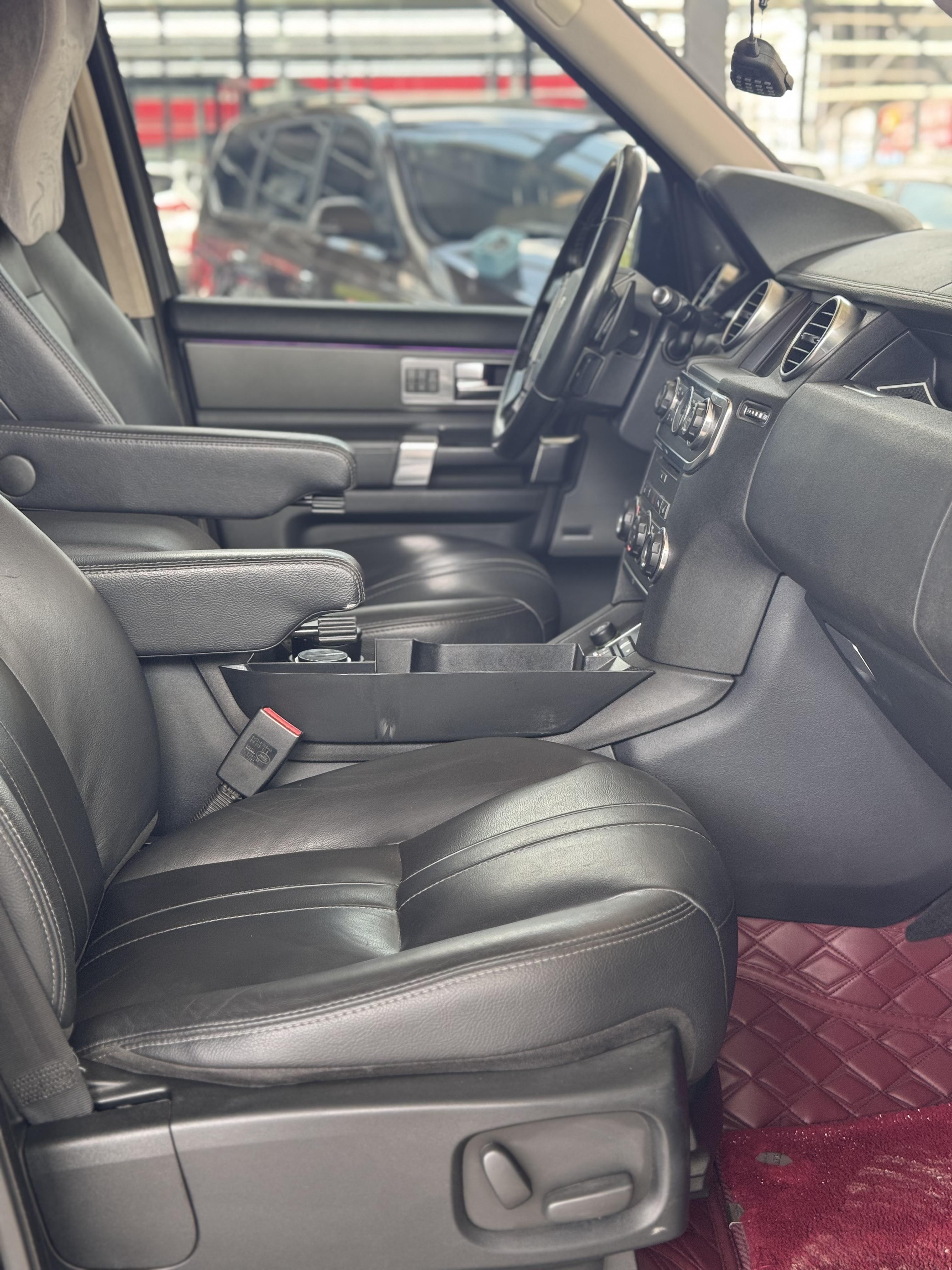 Land Rover Discovery 2016 thumb 6