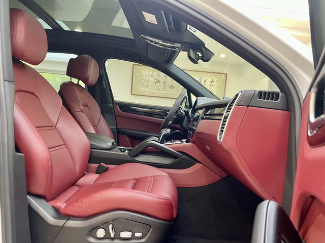 Porsche Cayenne 2019 thumb 8