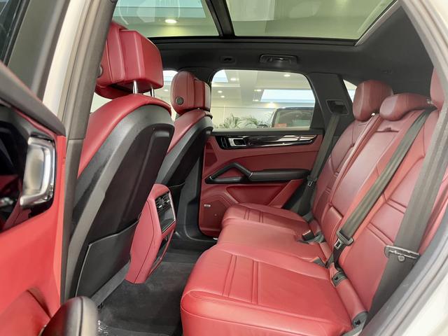 Porsche Cayenne 2019 thumb 11