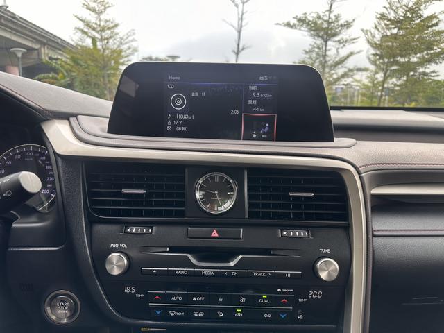 Lexus RX 2020 thumb 10