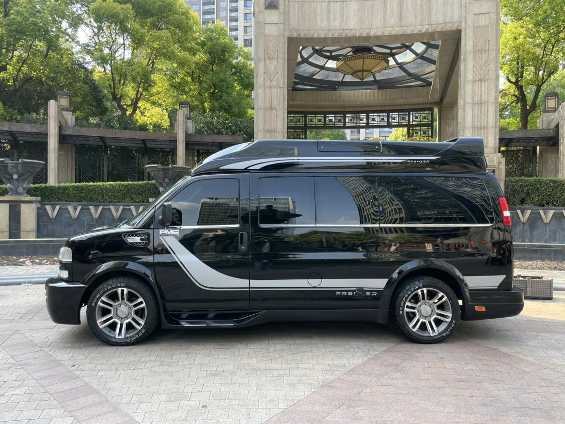 GMC Savana 2020 thumb 2