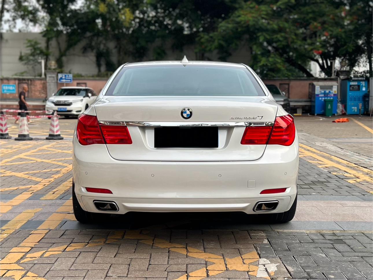 BMW 7 серии 2013 thumb 3