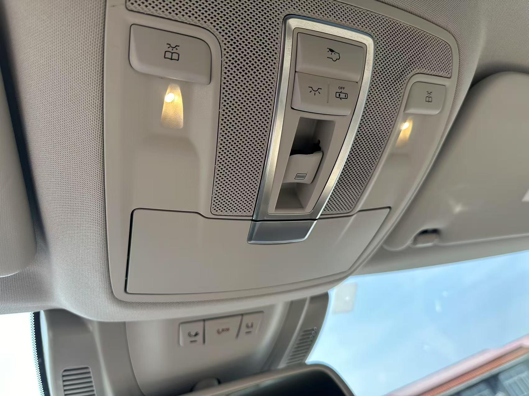 Mercedes-Benz GLS 2016 thumb 11