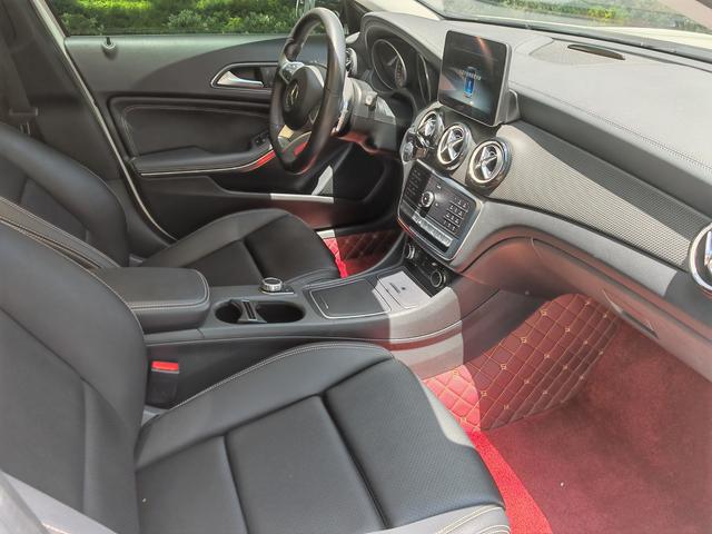 Mercedes-Benz GLA 2019 thumb 6