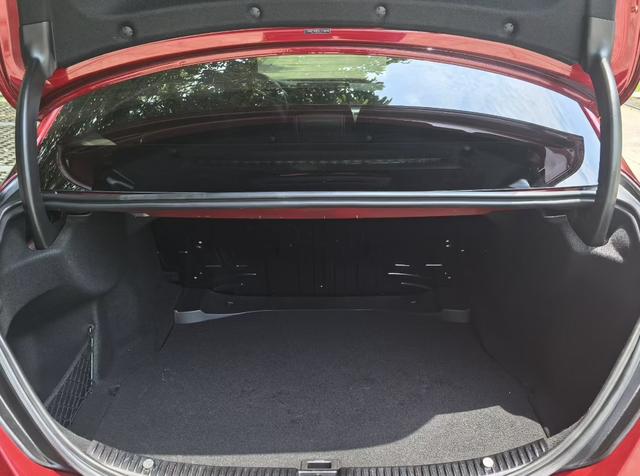Mercedes-Benz C-Class 2019 thumb 5