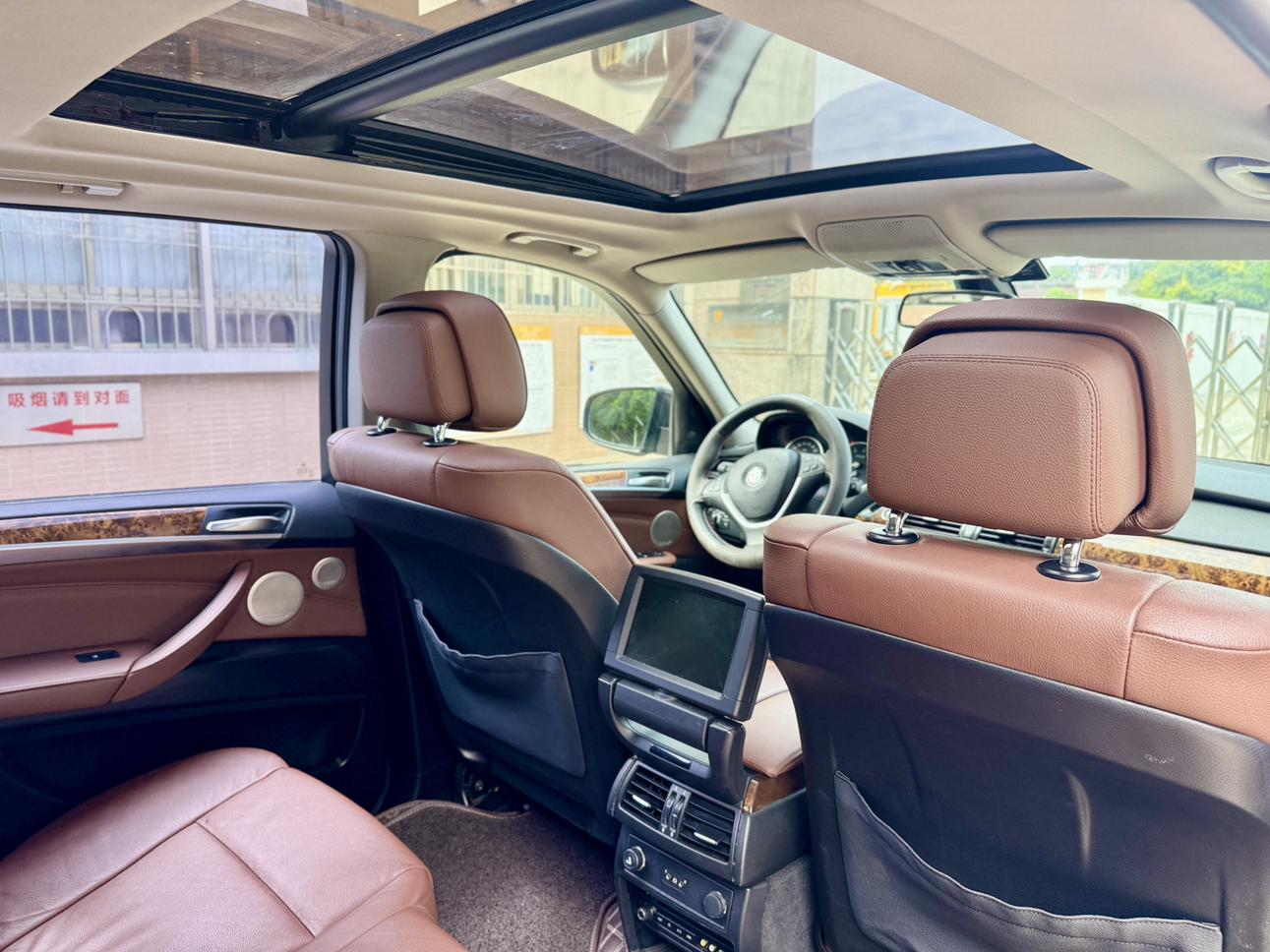 BMW X5 2012 thumb 7