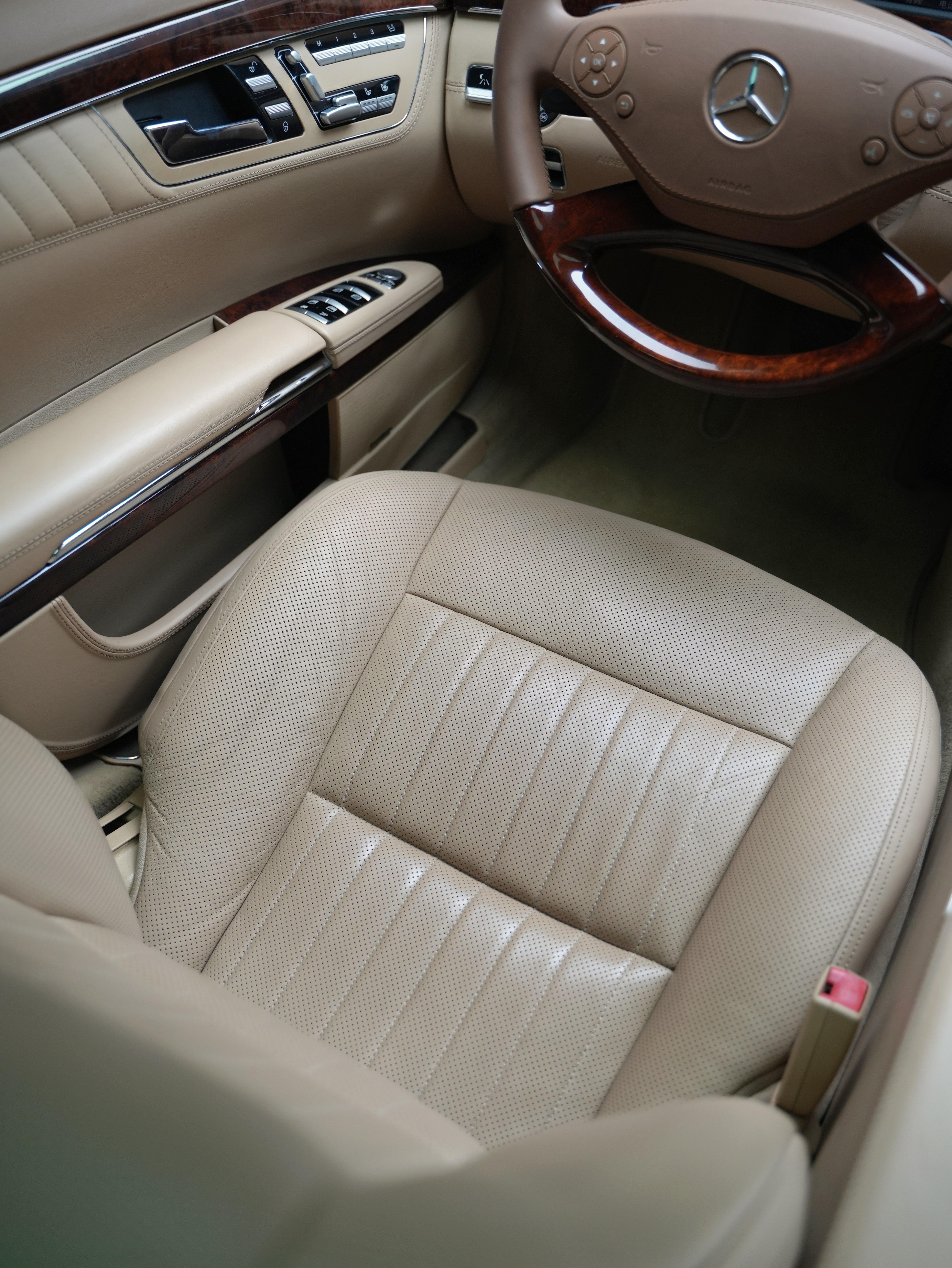 Mercedes-Benz S-Class 2011 thumb 11