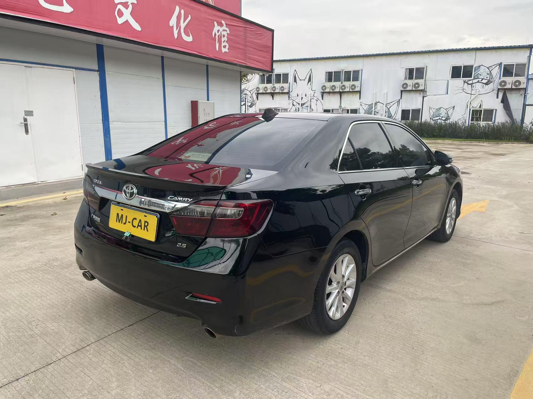 Toyota Camry 2014 thumb 4