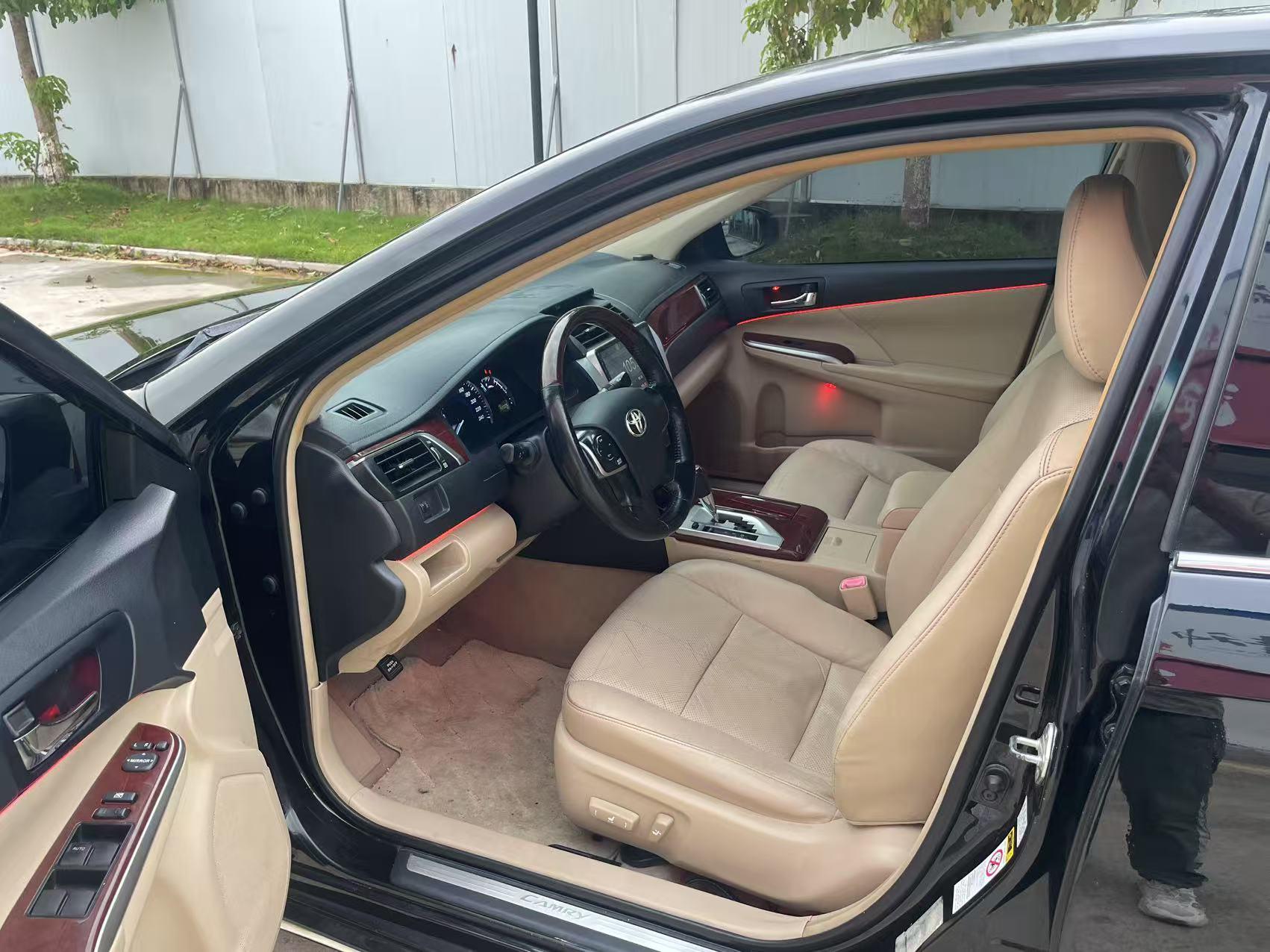 Toyota Camry 2014 thumb 10