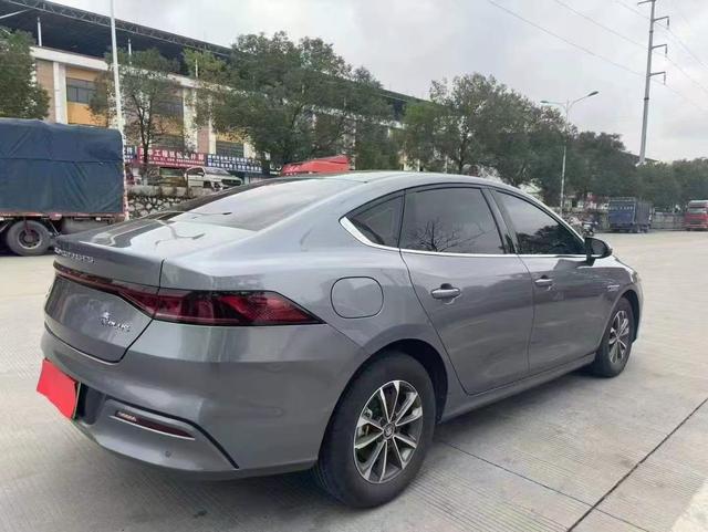 BYD Qin 2023 thumb 6
