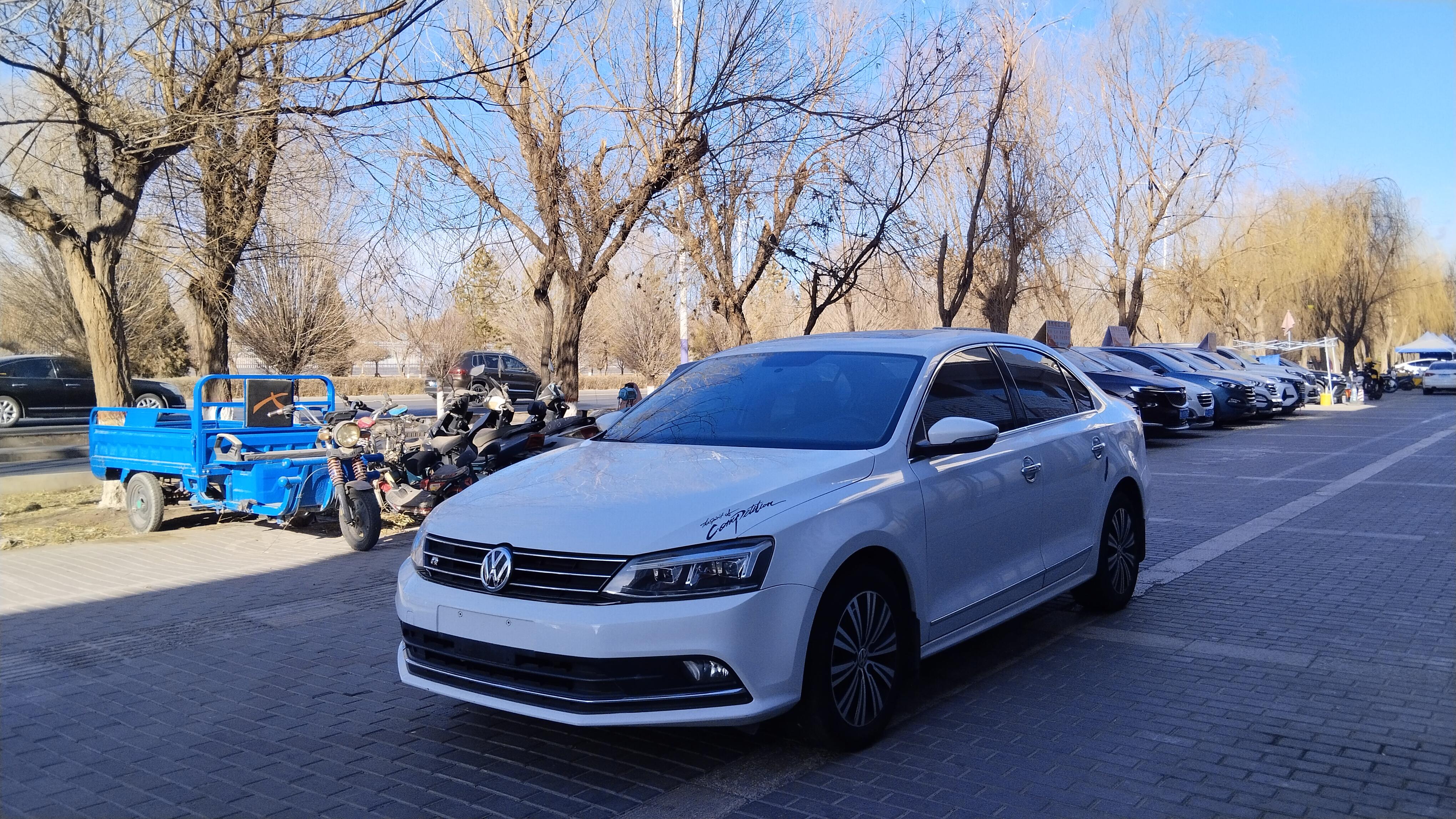 Volkswagen Sagitar 2018 thumb 8