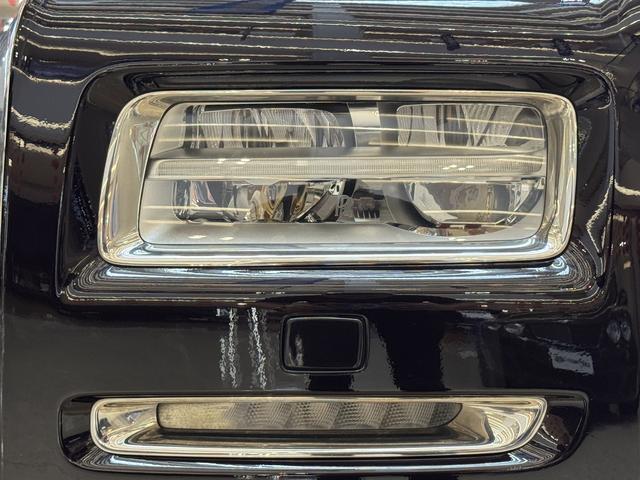 Rolls-Royce Phantom 2015 thumb 9