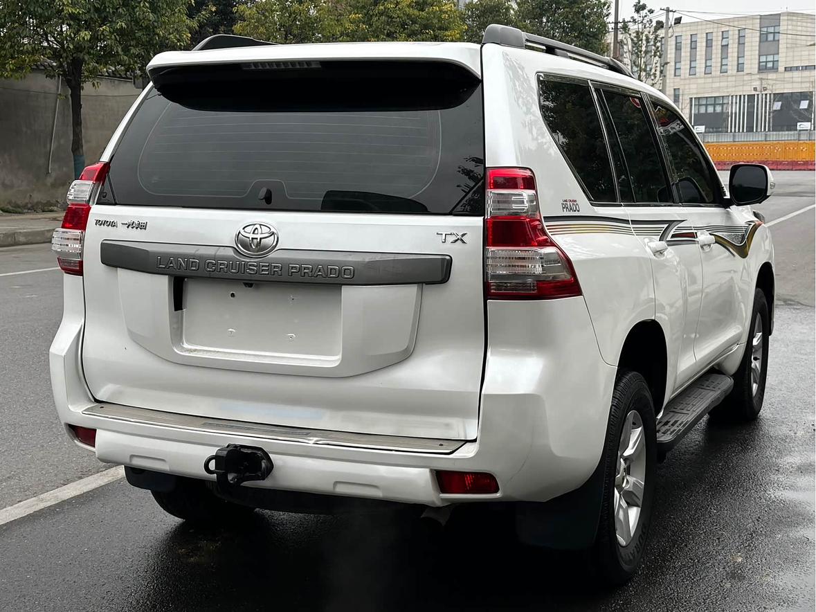 Toyota Land Cruiser Prado 2017 thumb 4