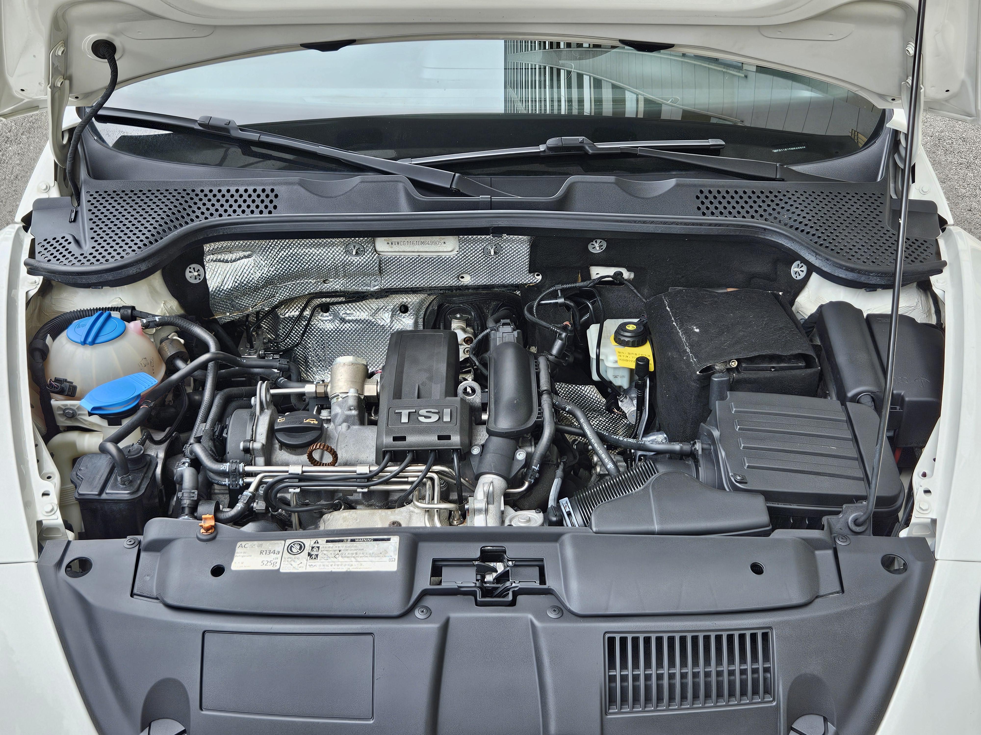 Volkswagen Beetle 2014 thumb 5