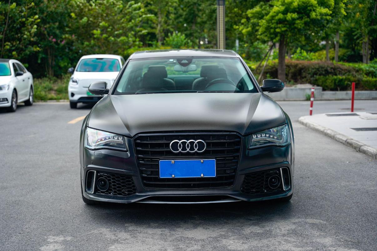 Audi A8 2012 thumb 11