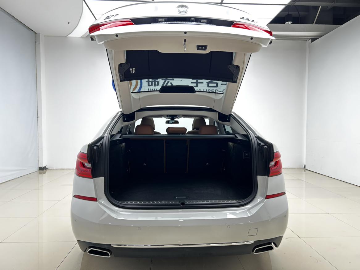 BMW 6 серии 2019 thumb 9