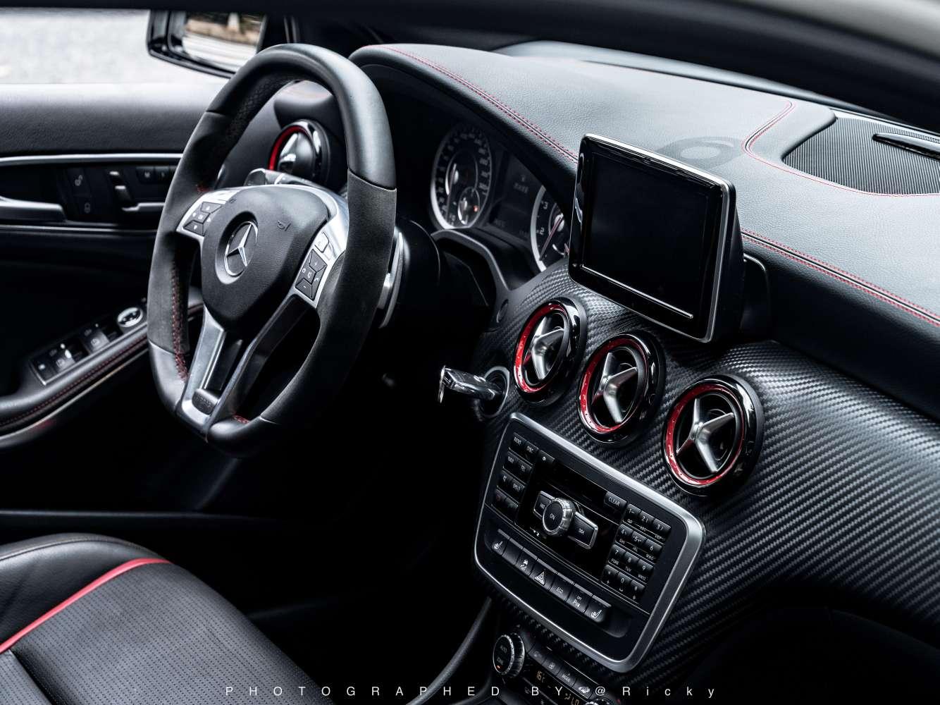 Mercedes-Benz A-Class 2015 thumb 8