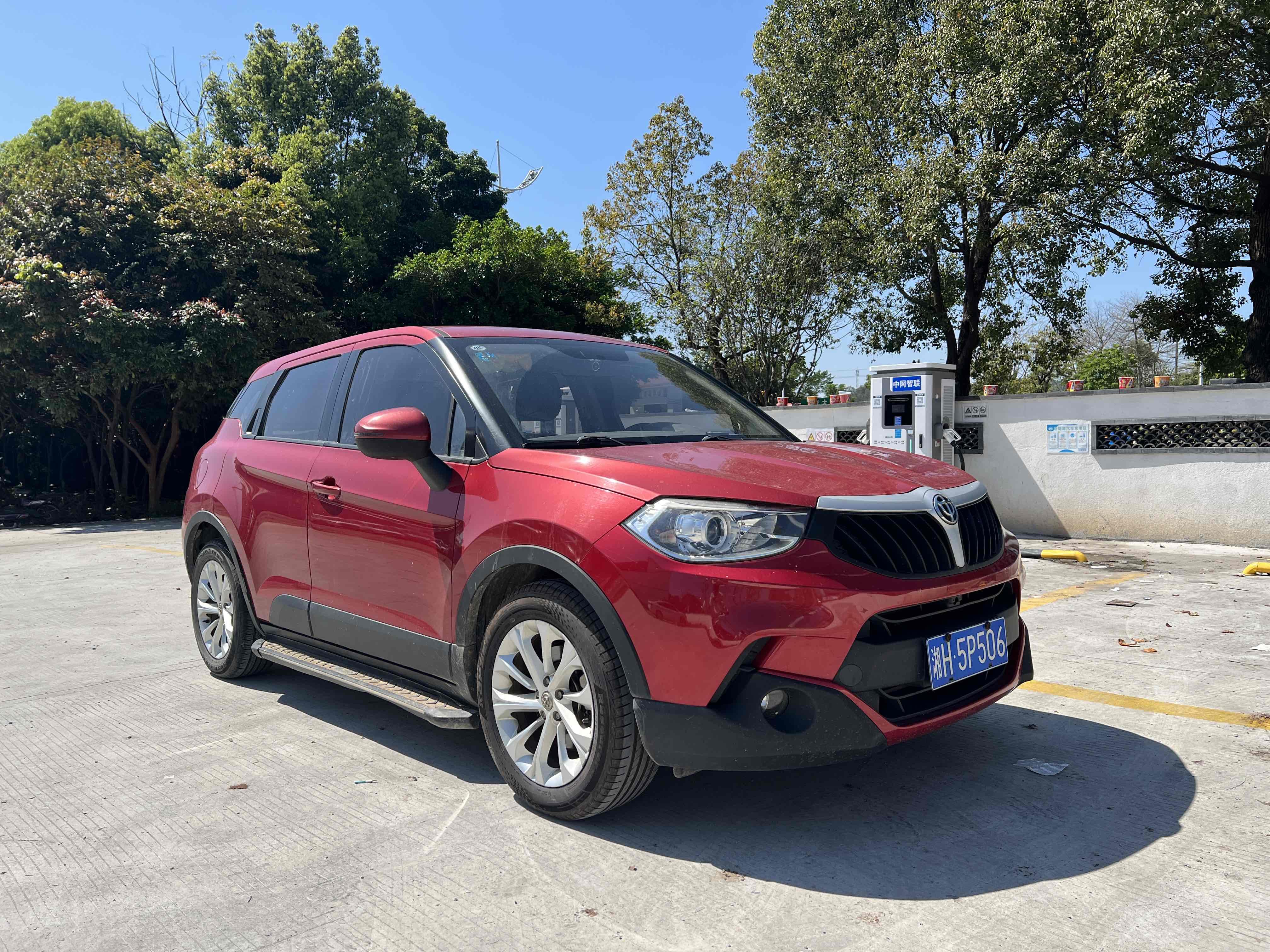 Brilliance V3 2017 thumb 10