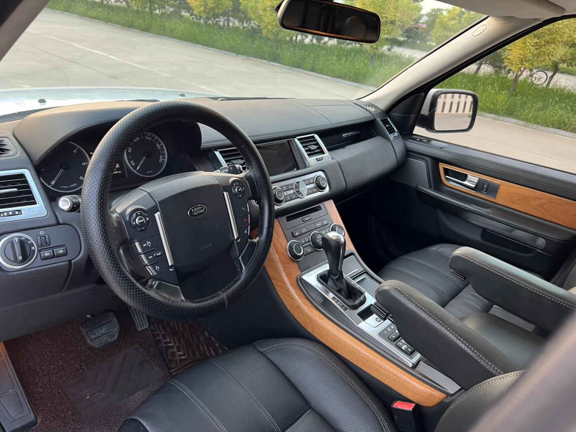 Land Rover Range Rover Sport 2012 thumb 6
