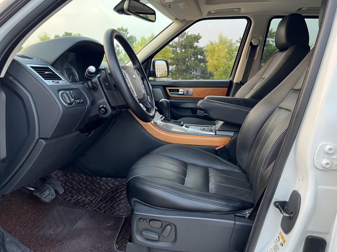 Land Rover Range Rover Sport 2012 thumb 10