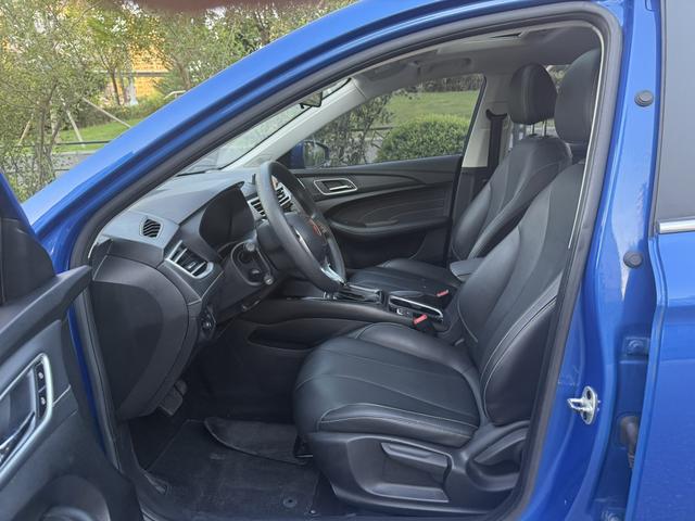 Roewe i5 2020 thumb 5