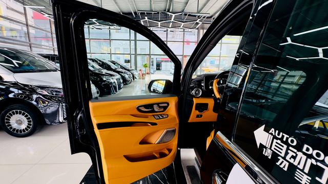 Mercedes-Benz Vito 2024 thumb 6