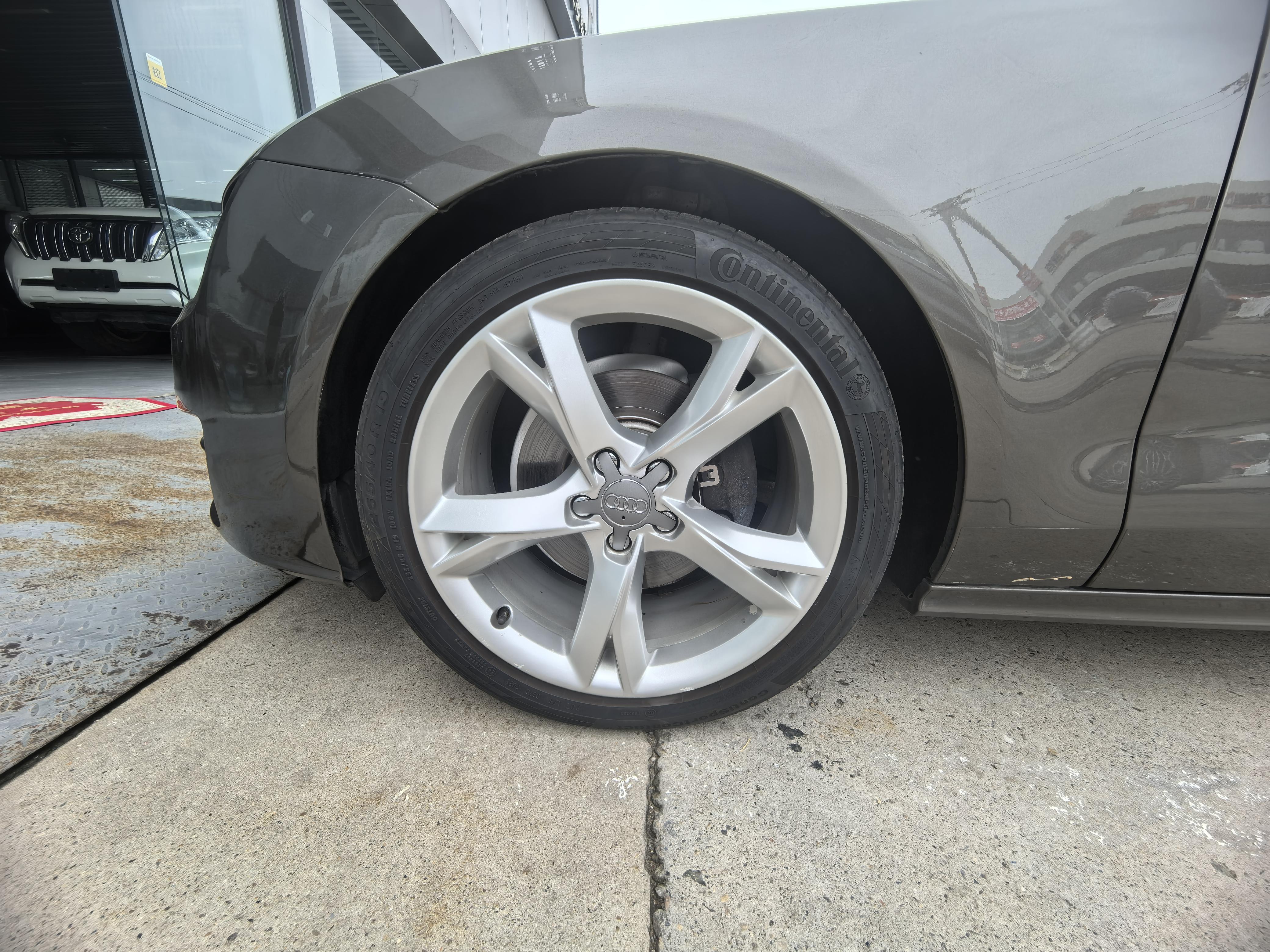 Audi A7 2014 thumb 7