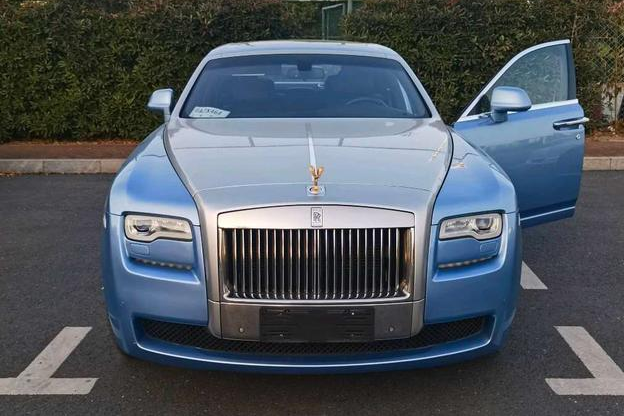 Rolls-Royce Ghost 2013 thumb 9