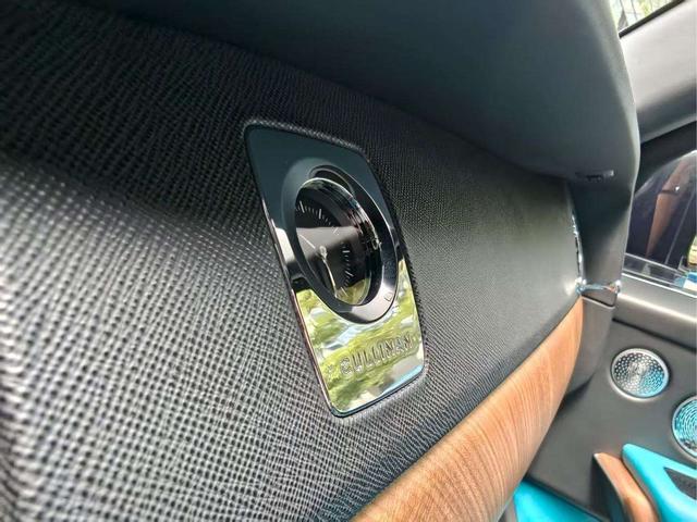 Rolls-Royce Cullinan 2019 thumb 2