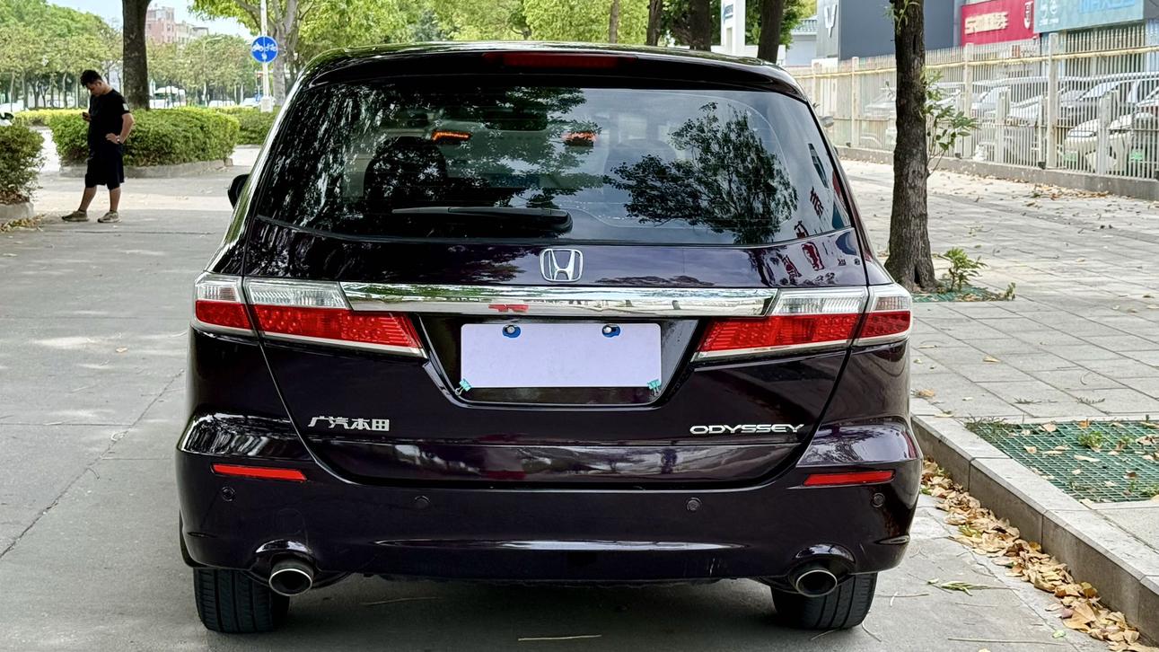 Honda Odyssey 2014 thumb 2