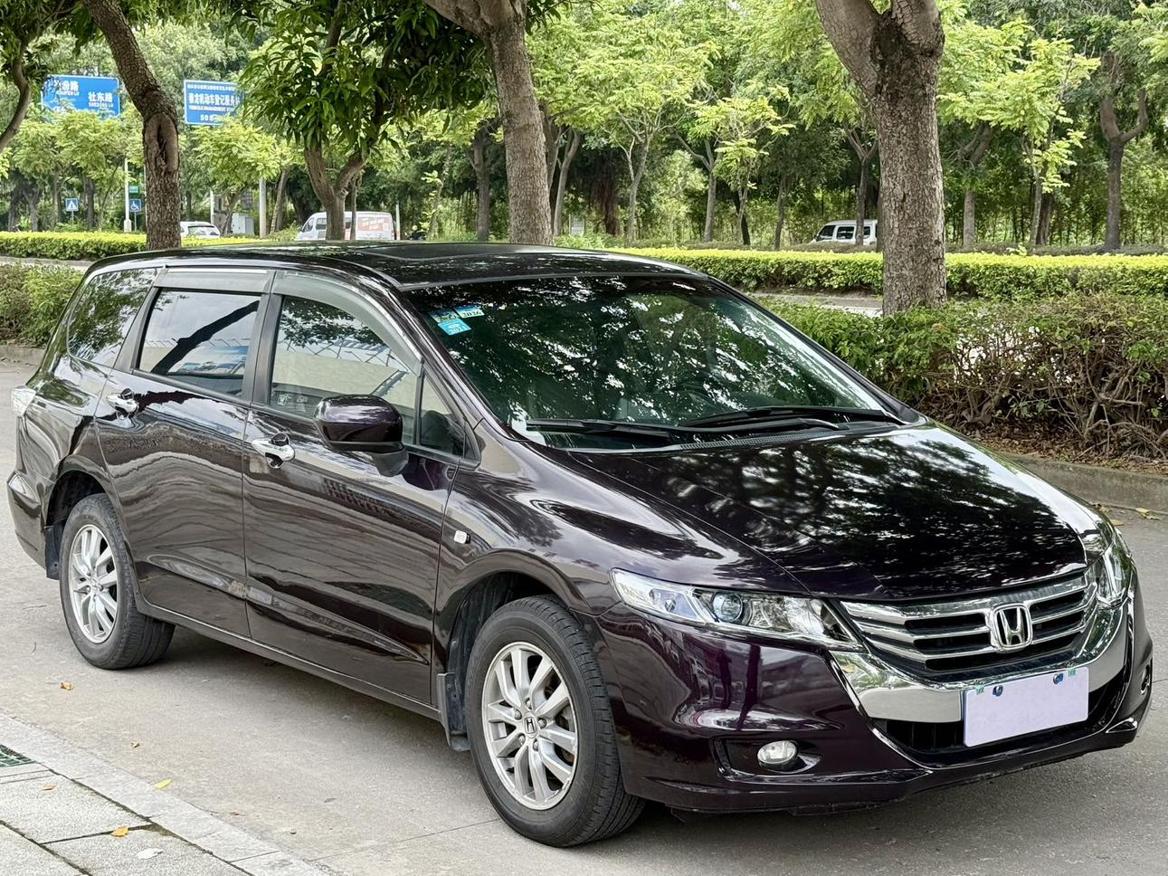Honda Odyssey 2014 thumb 10