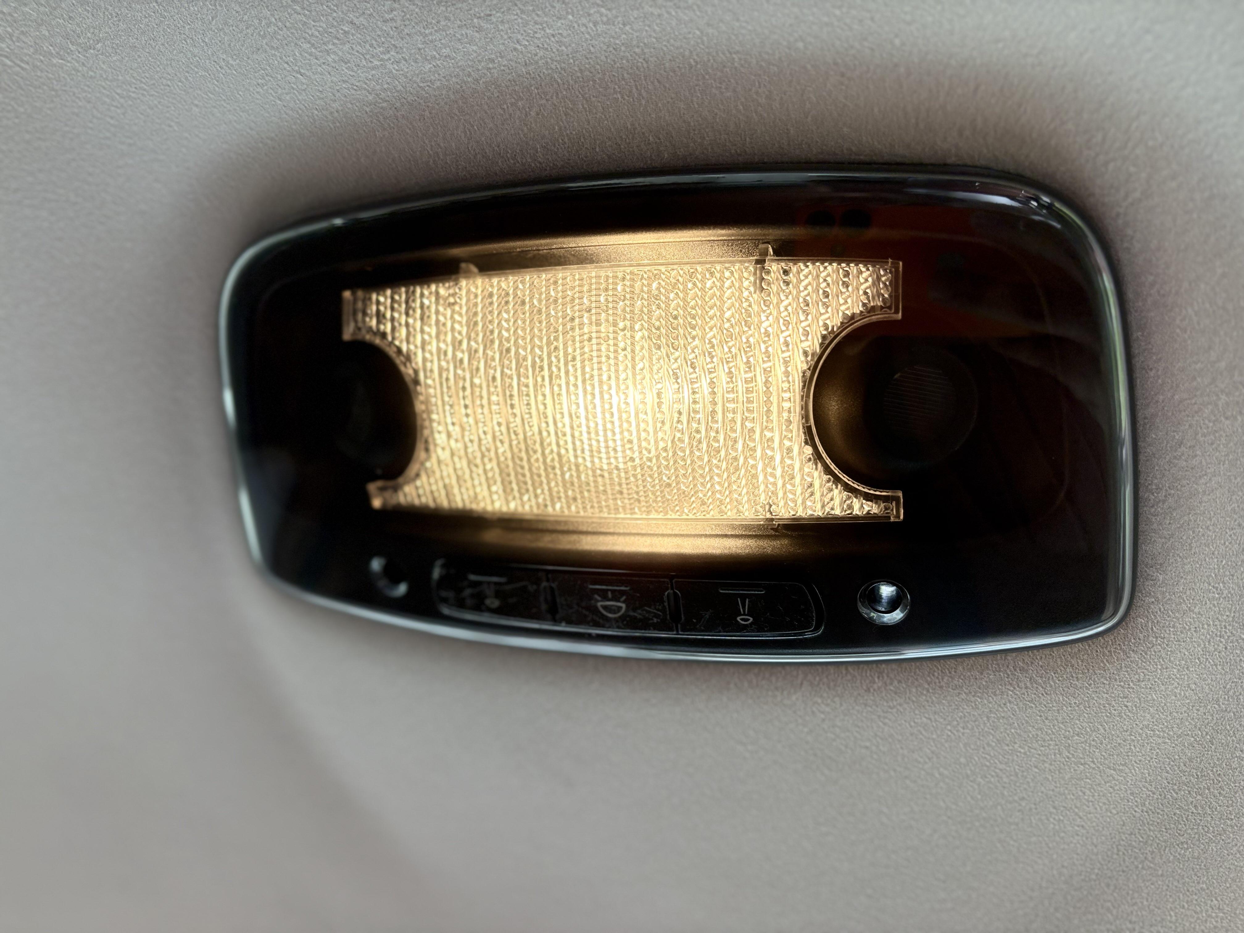Maserati Ghibli 2015 thumb 12
